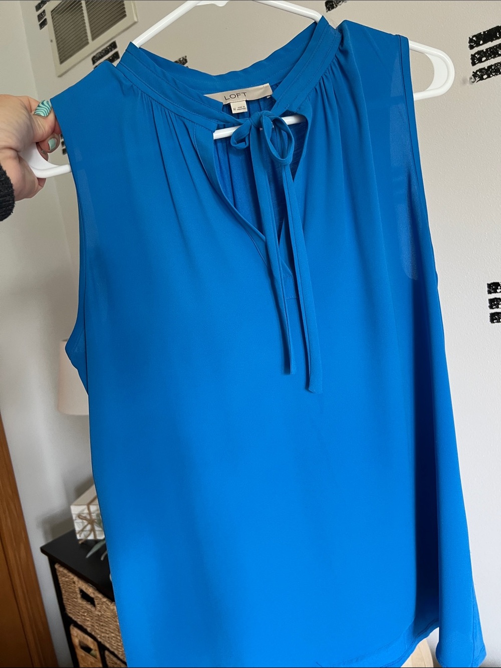LOFT | Lot of 5 tops. Perfect for summer office attire. - Picture 4 of 8